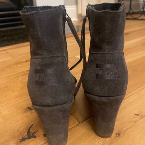 Toms Desert Suede Wedge Bootie, Dark Gray - Picture 4 of 5